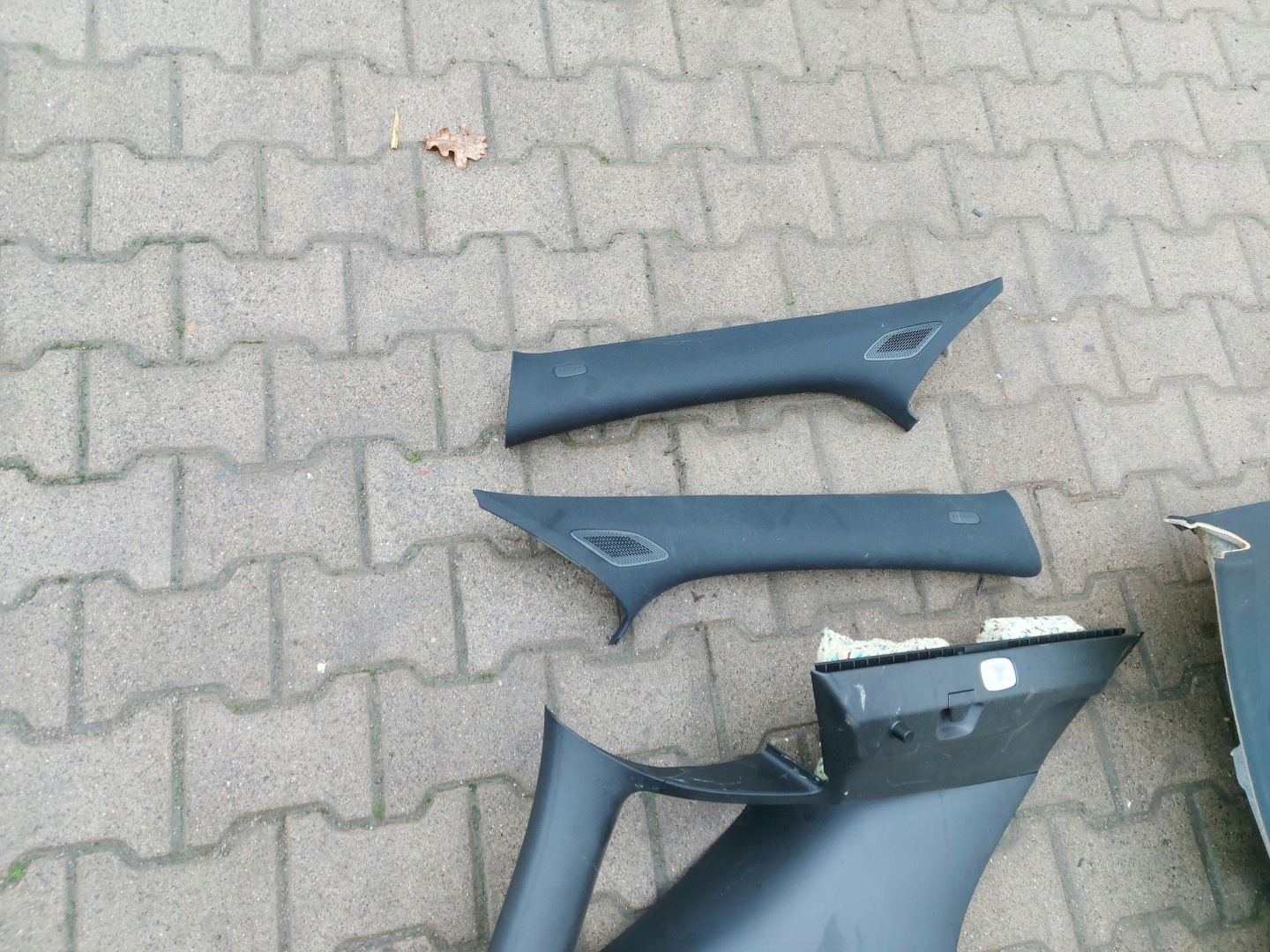 Mercedes GLA II H247 plastyki inner black,