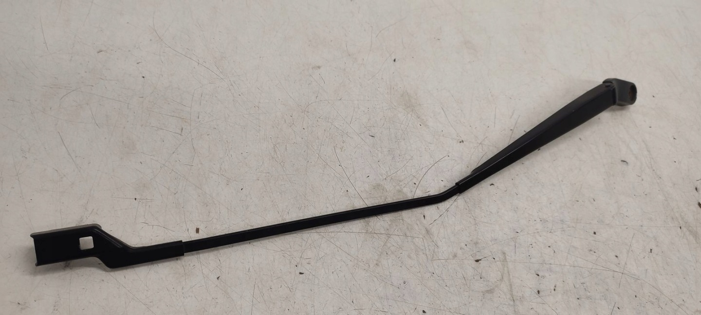 wiper arm right VW Polo 9N FL 1,4 TDI