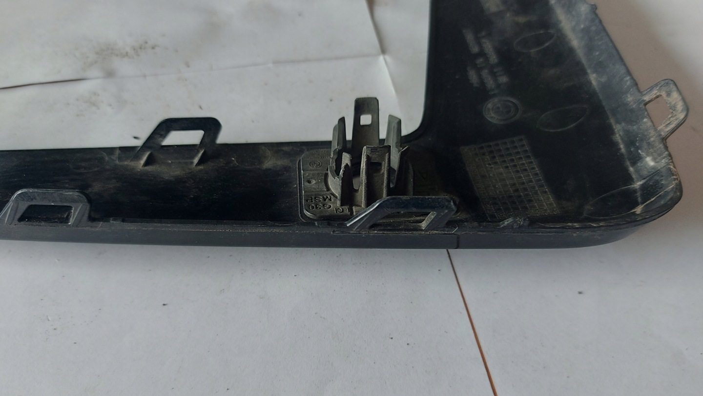 moulding grid frame of a bumper left left front BMW 5 G30 G31