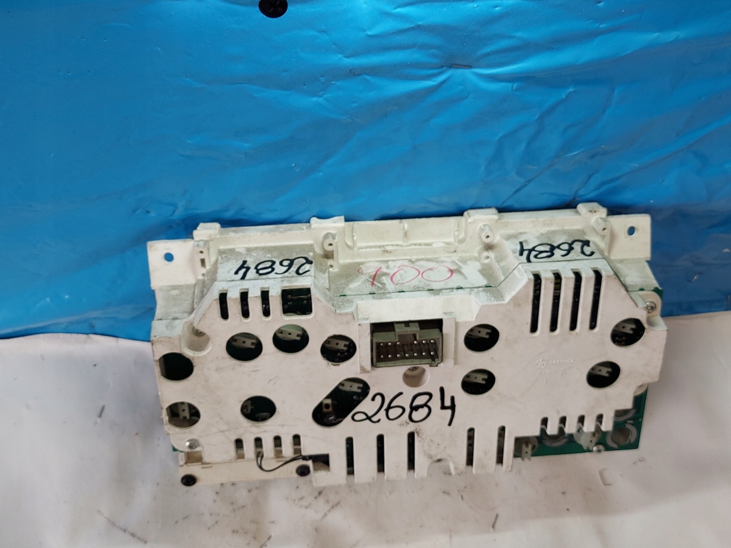 dials clock CHRYSLER VOYAGER II 3.3 V6 4437782