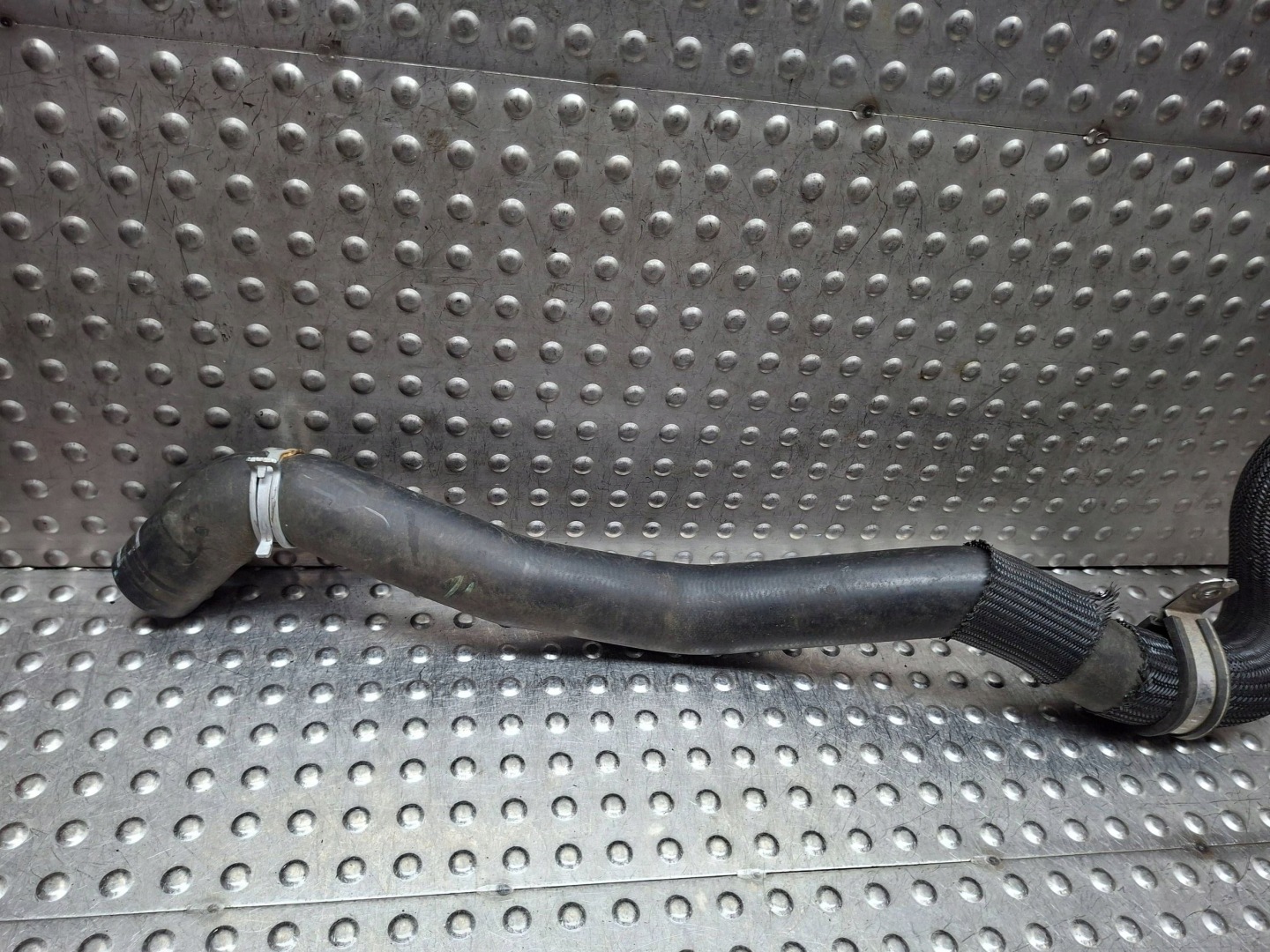 crijevo prijenos vode 215010007N RENAULT LAGUNA III 2.0 DCI 2007