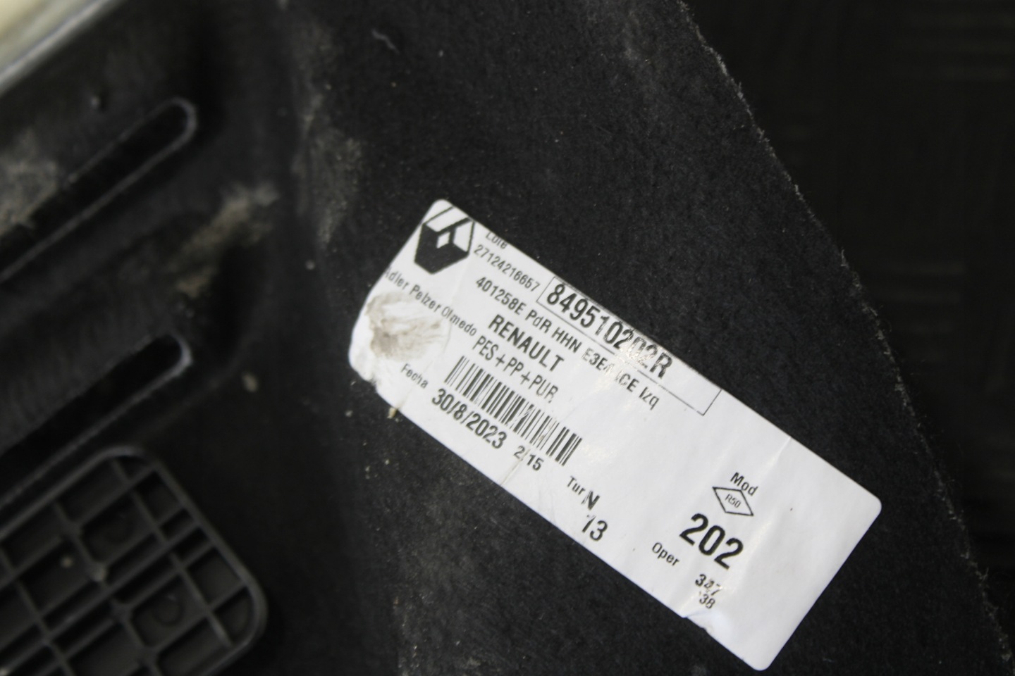 boot upholstery upholstery left rear part RENAULT AUSTRAL