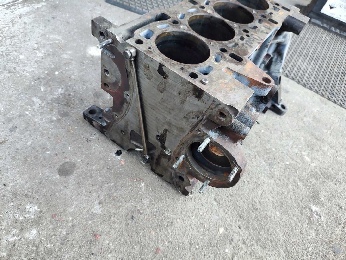 BLOK 1.3 CDTI CORSA MERIVA IGNIS PANDA 73500429