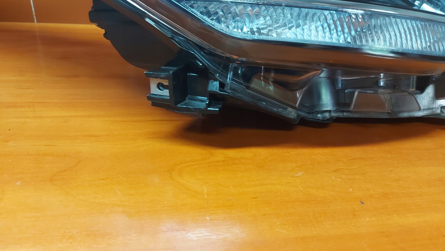 REFLEKTOR light right right front TOYOTA CHR C-HR 19- LIFT