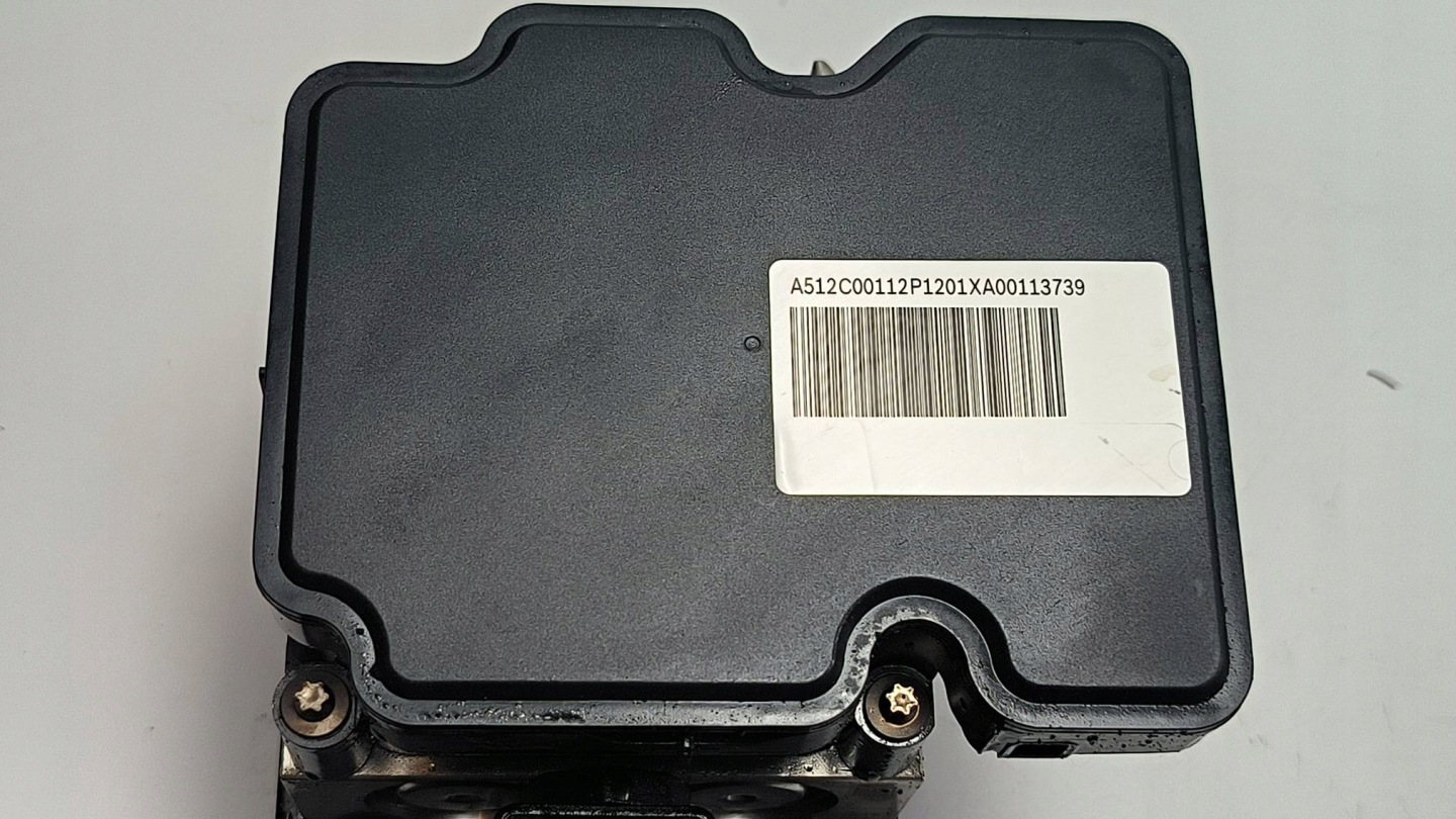 pump ABS brake A00113739 BAIC BEIJING 5