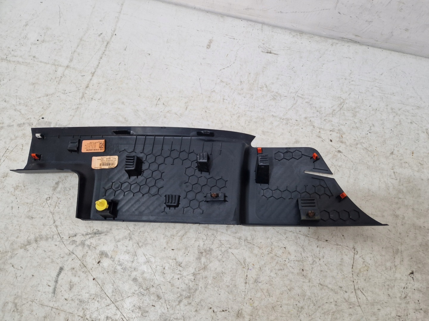 FORD EXPLORER VI MK6 2020- cover moulding threshold left rear part LB5B-S13245-AE