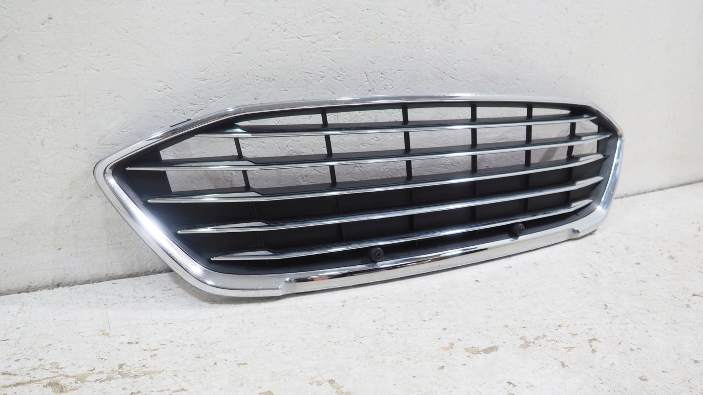 Ford Focus MK4 grill grille radiator JX7B-8C436-A