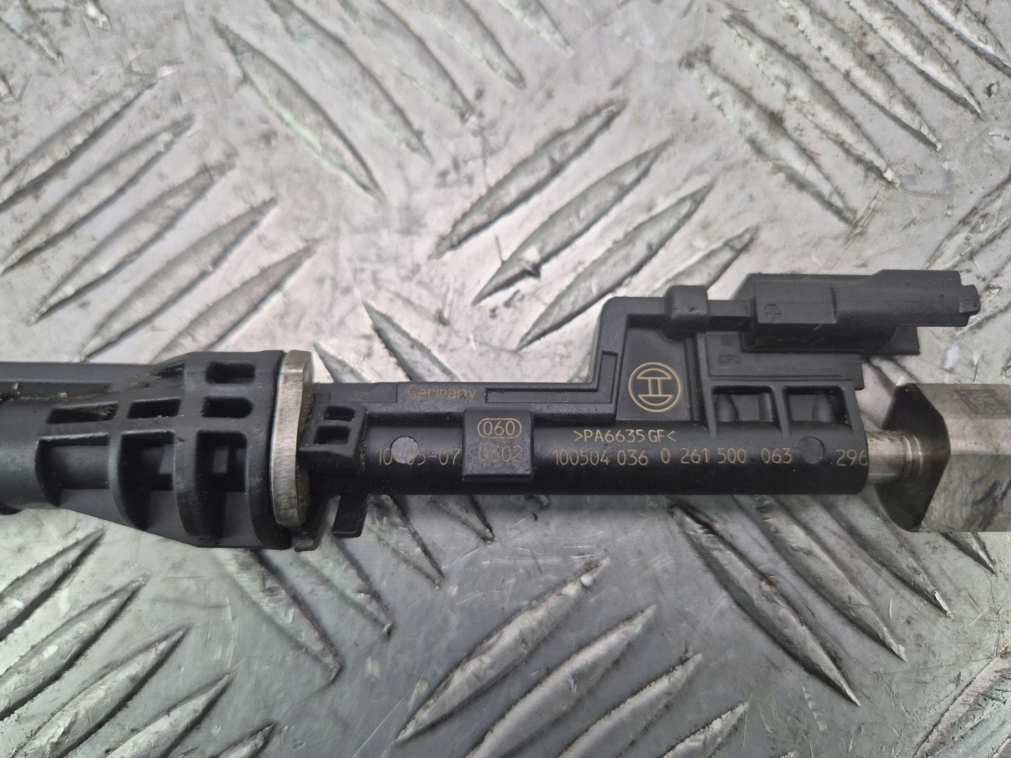 BMW X5 E70 35i injector 7568607 N55B30A