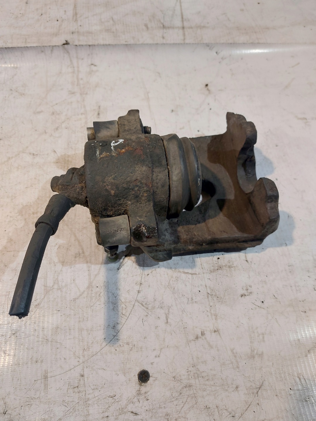 caliper brake left front VW BORA 1.9TDI