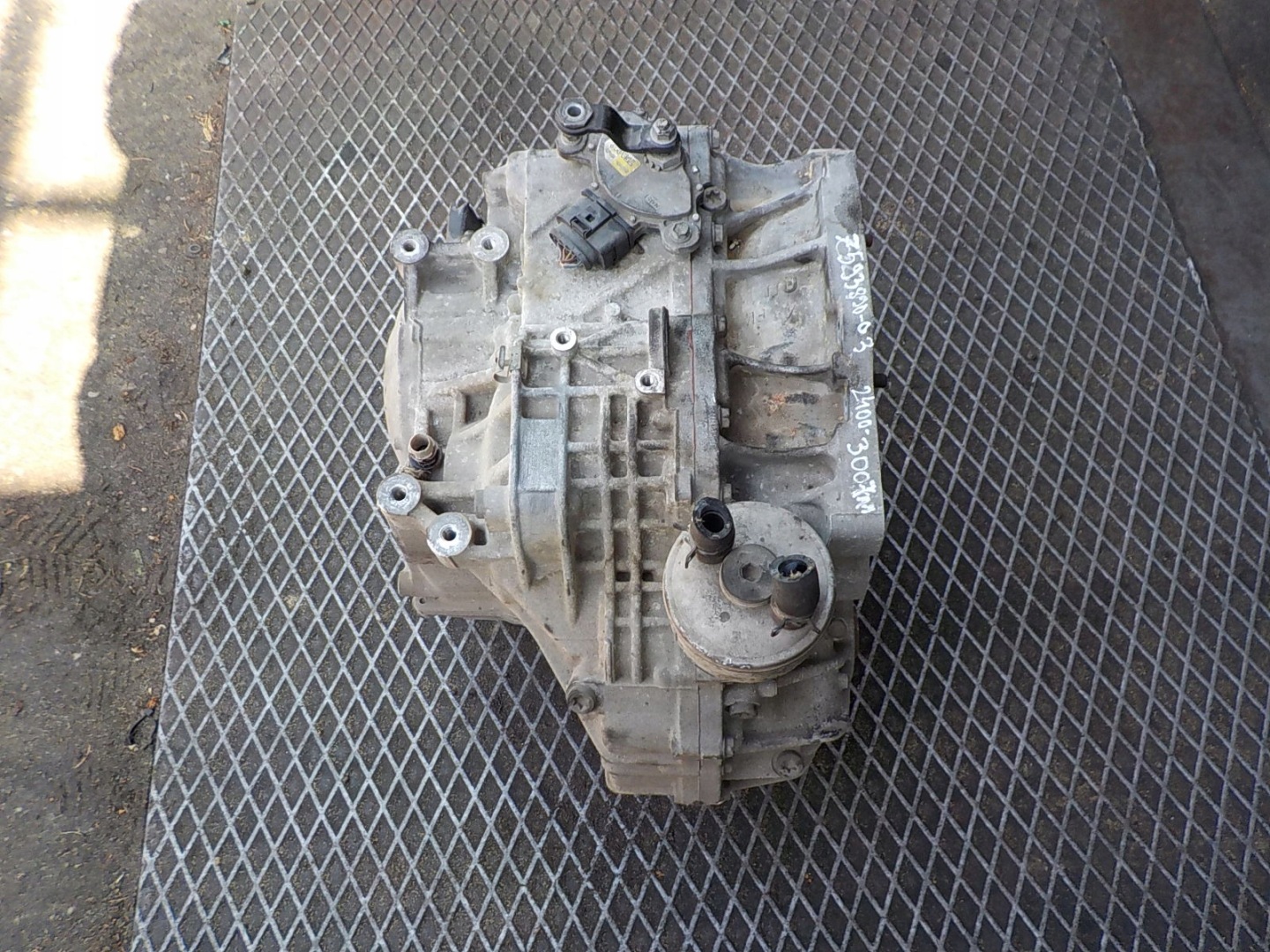 MINI MINI COOPER 1.6 16V B Getriebe AUTOMATYCZNA 7593890-03