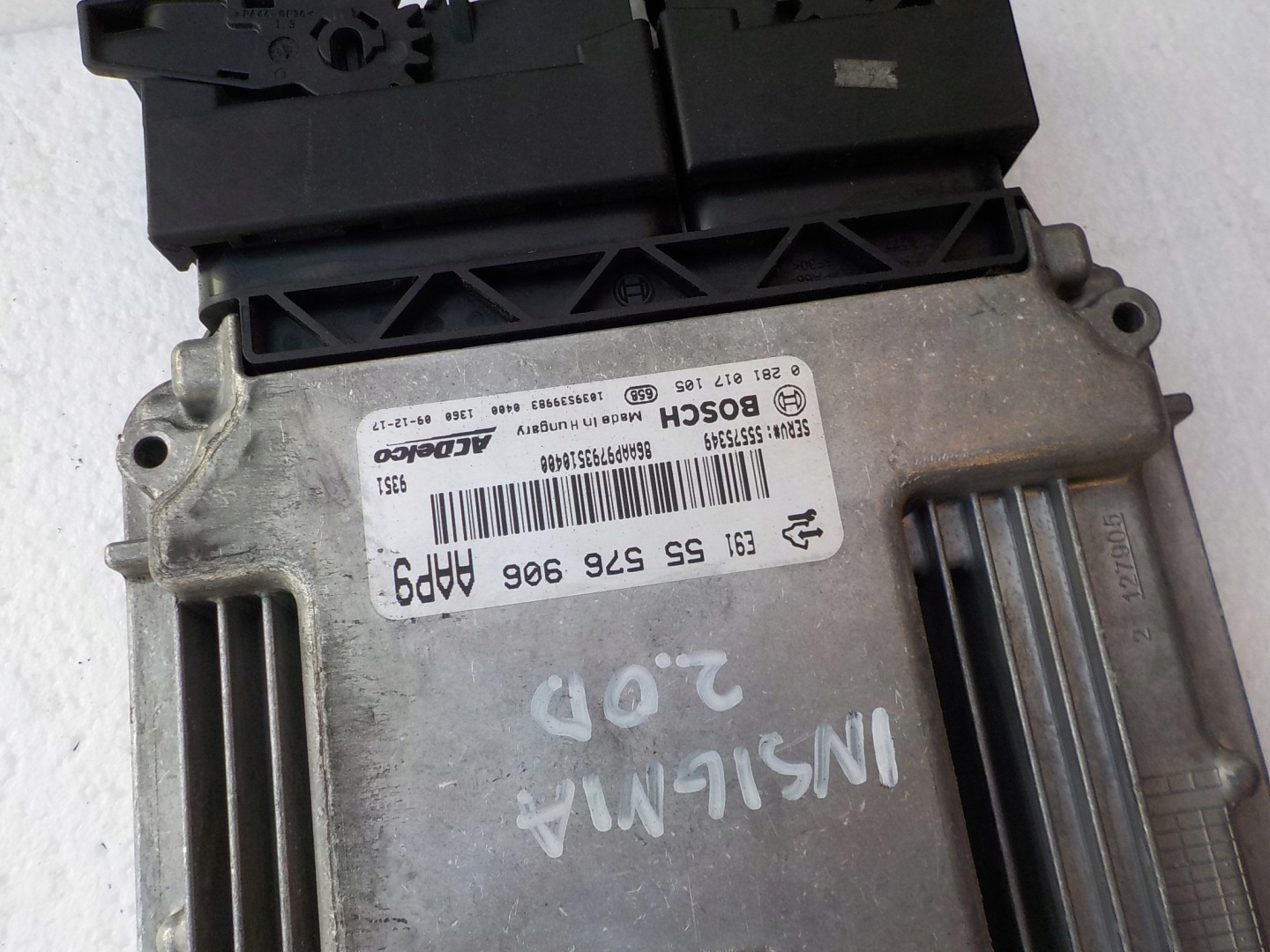 control unit of the engine opel insignia a 2,0 cdti 55576906