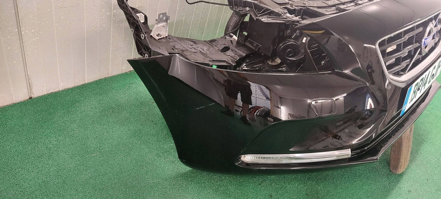 bumper front complete VOLVO V40 II 12-19 LAK: 019-26