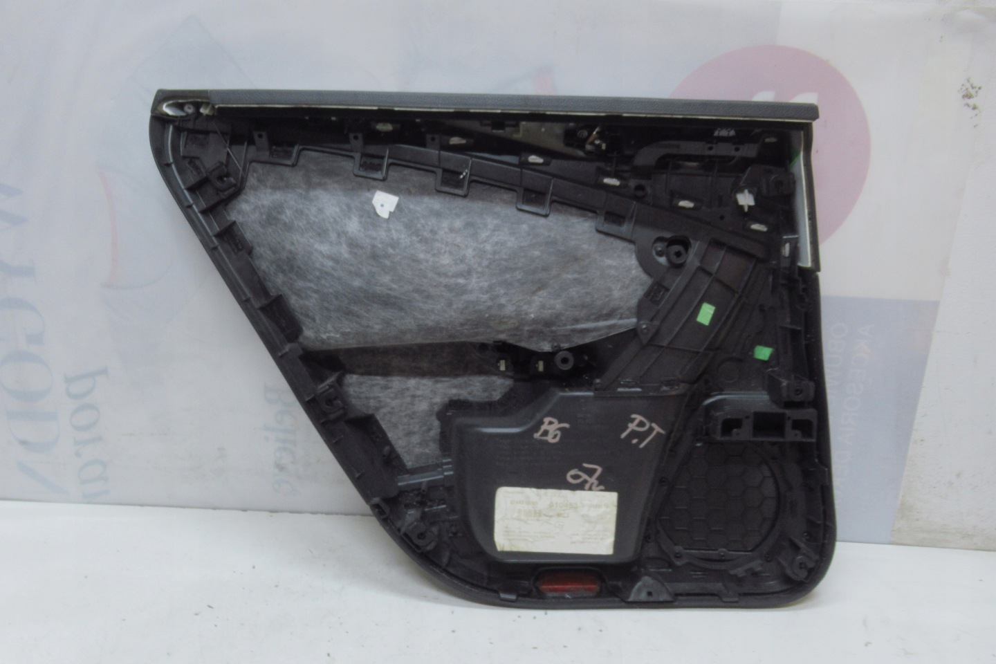 VW PASSAT B6 side door right rear part 07R