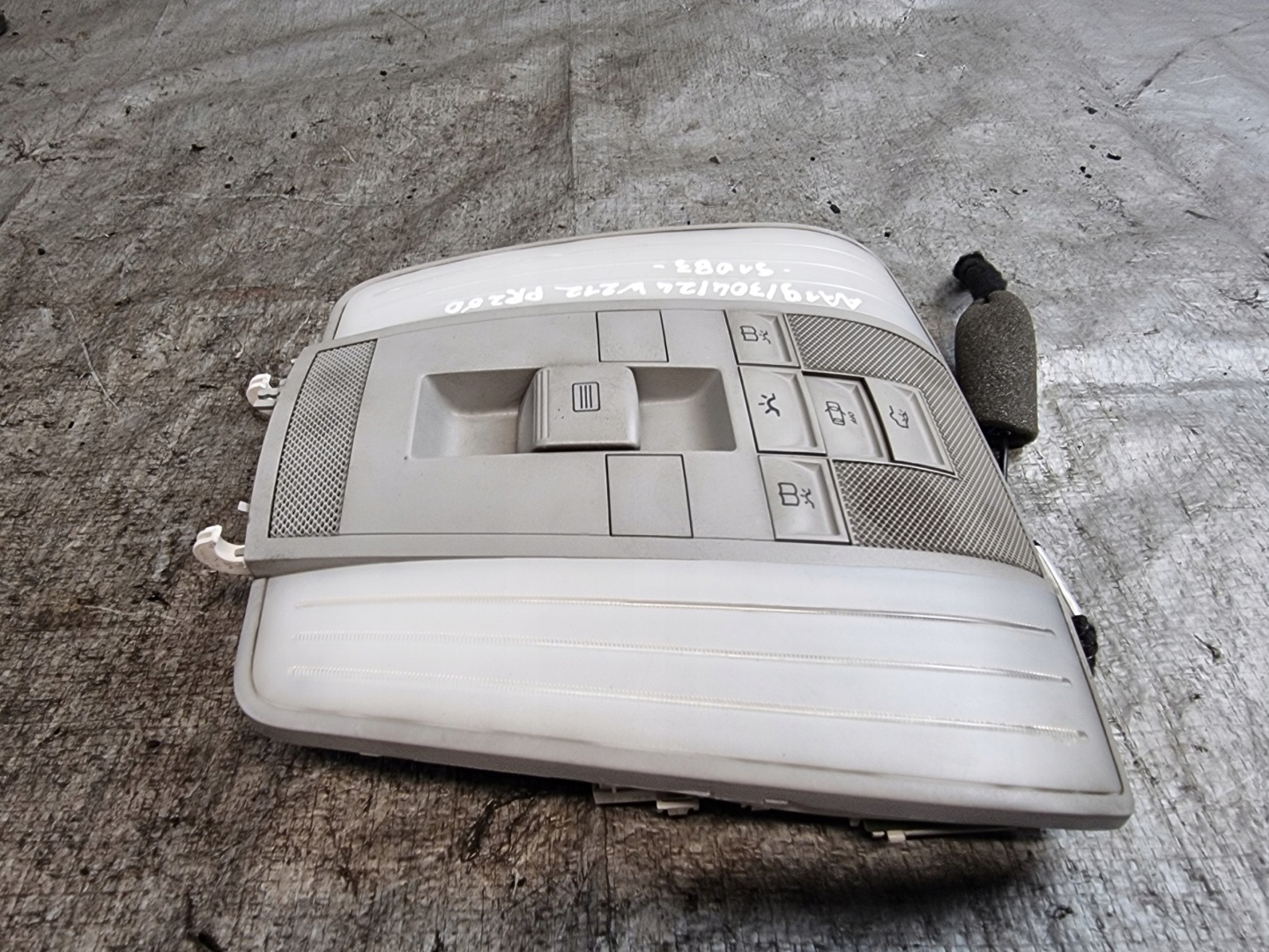 light lighting cabs front OE A2129001509 MERCEDES E KLASA W212 13r