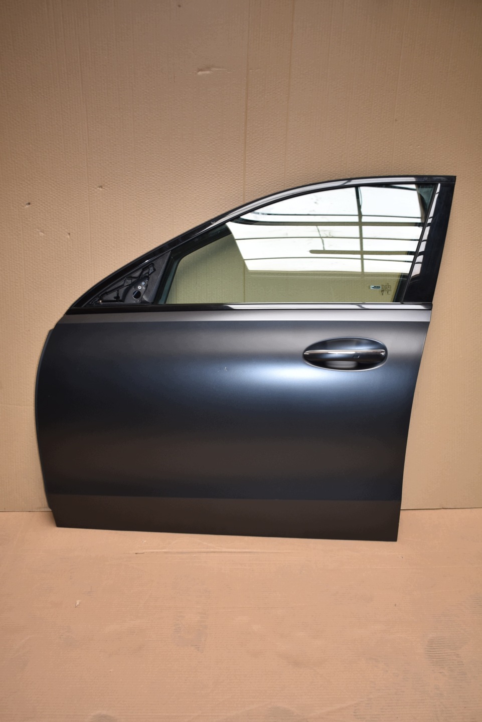 IDEALNE door front front left W colour 818 MERCEDES W206 1