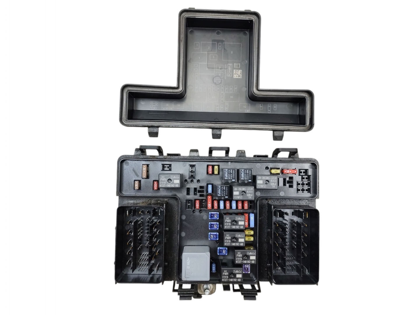 fuse box FORD EDGE II F2GT14A067MG