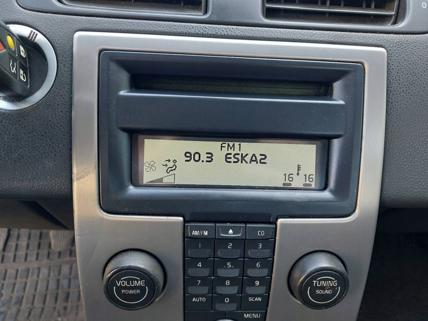 display RADIA + PANEL air conditioning devices VOLVO S40 II