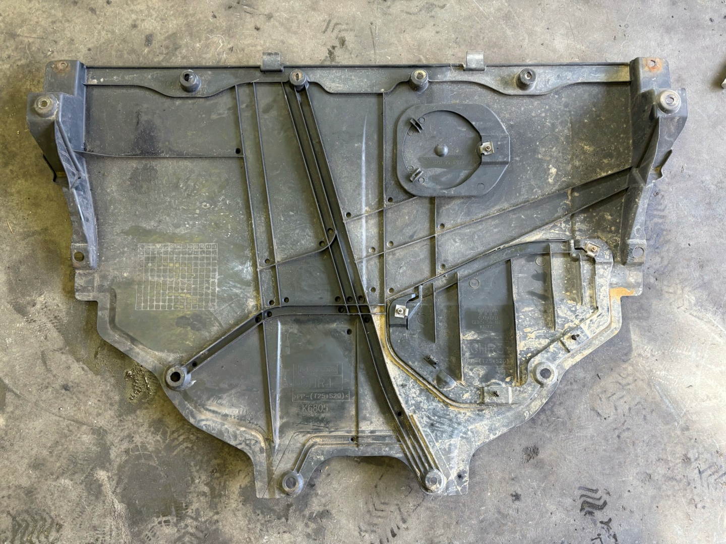 Mazda 6 cover lower of the engine