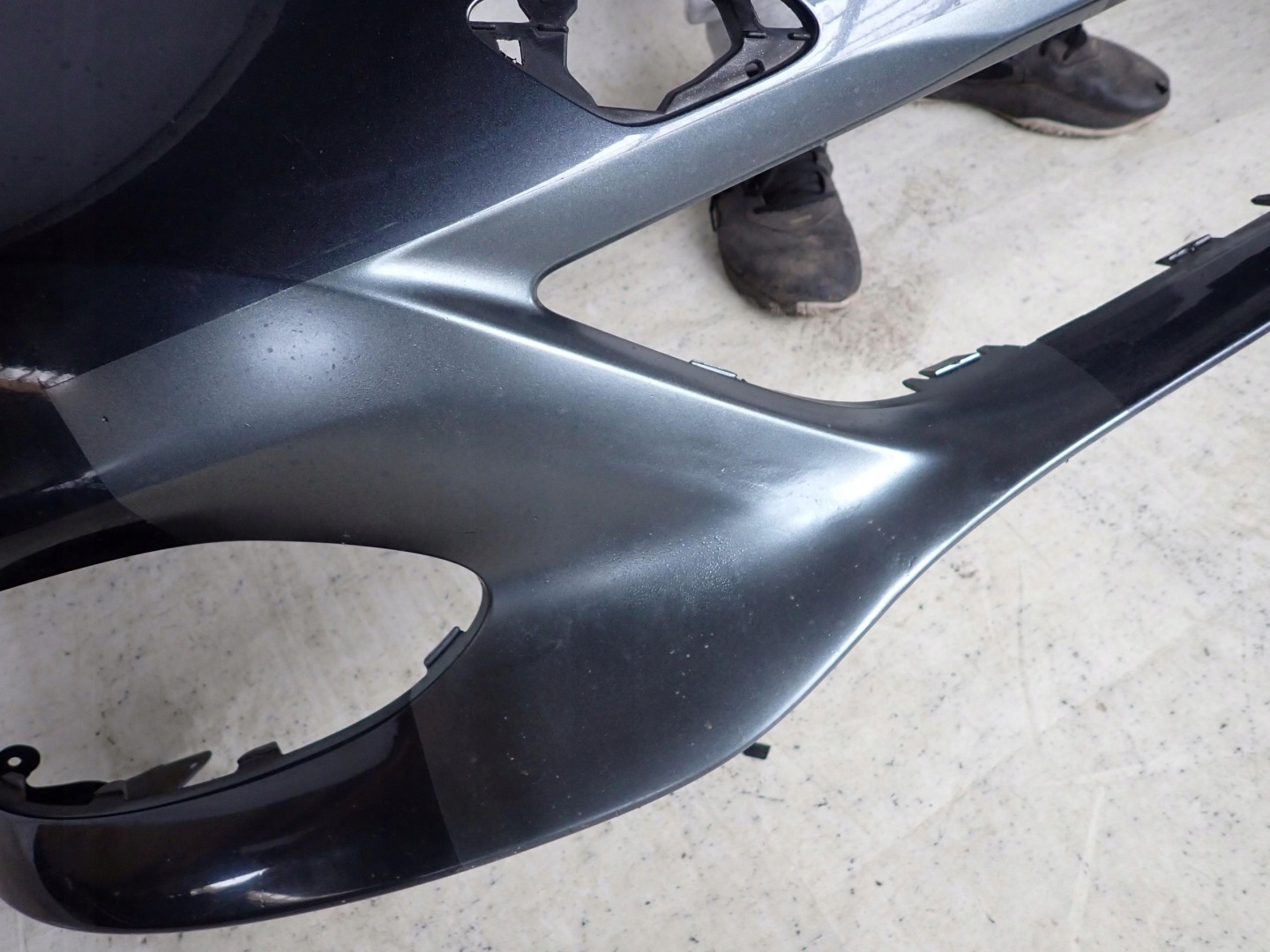 MERCEDES W212 E-KLASA LIFT AVANTGARDE bumper front front PDC A2128851838