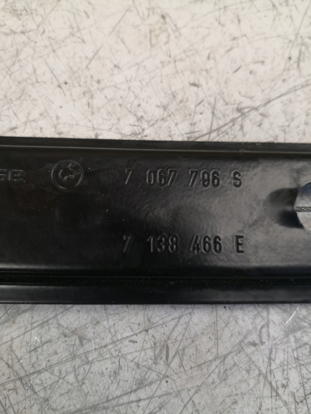 window regulator right front BMW 1 E87 7067796S