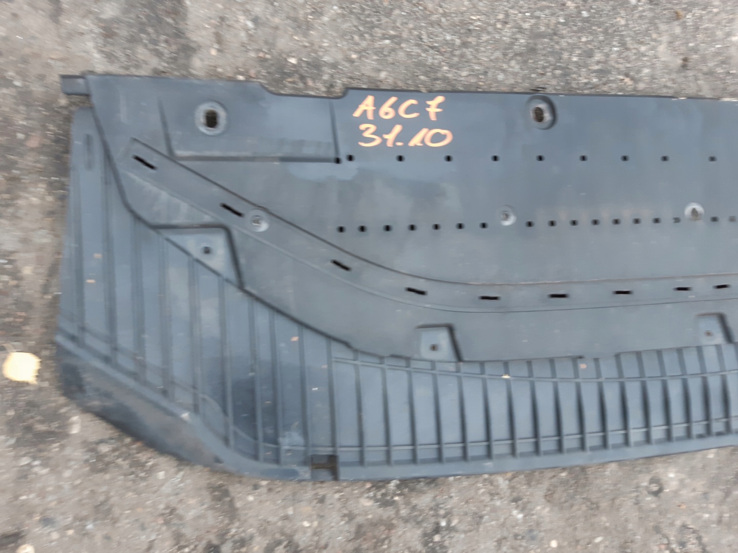 AUDI A6 C7 cover cover below bumper front front 4G0807611