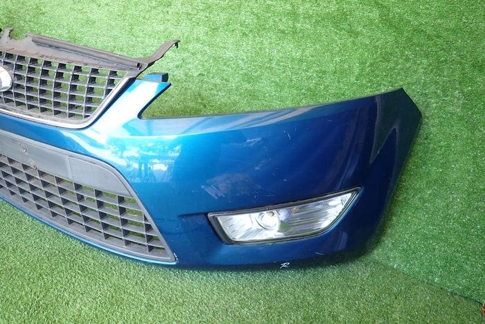FORD MONDEO MK4 07- Frontstoßstange vorne