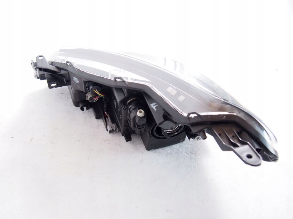 Toyota Yaris III FL 17r Reflektor right light right 3 2017