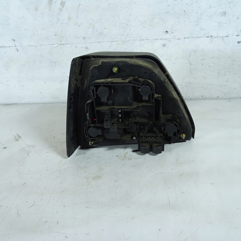 VW GOLF 3 HATCHBACK light rear part right