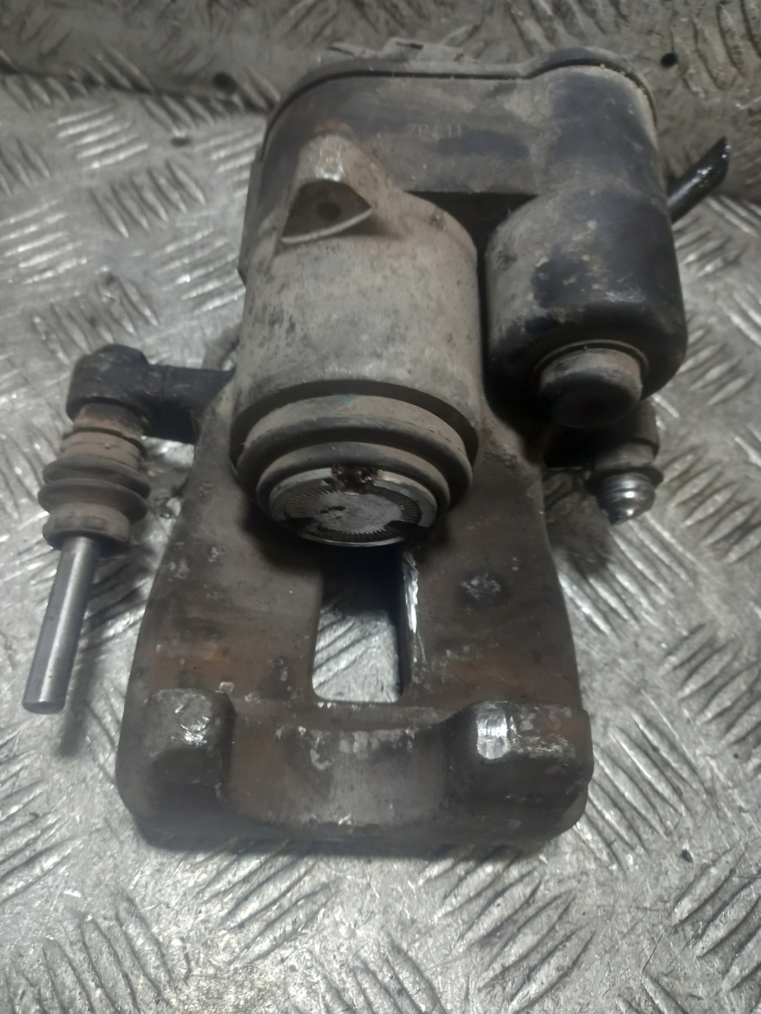 caliper brake right rear part rear VOLKSWAGEN PASSAT B6