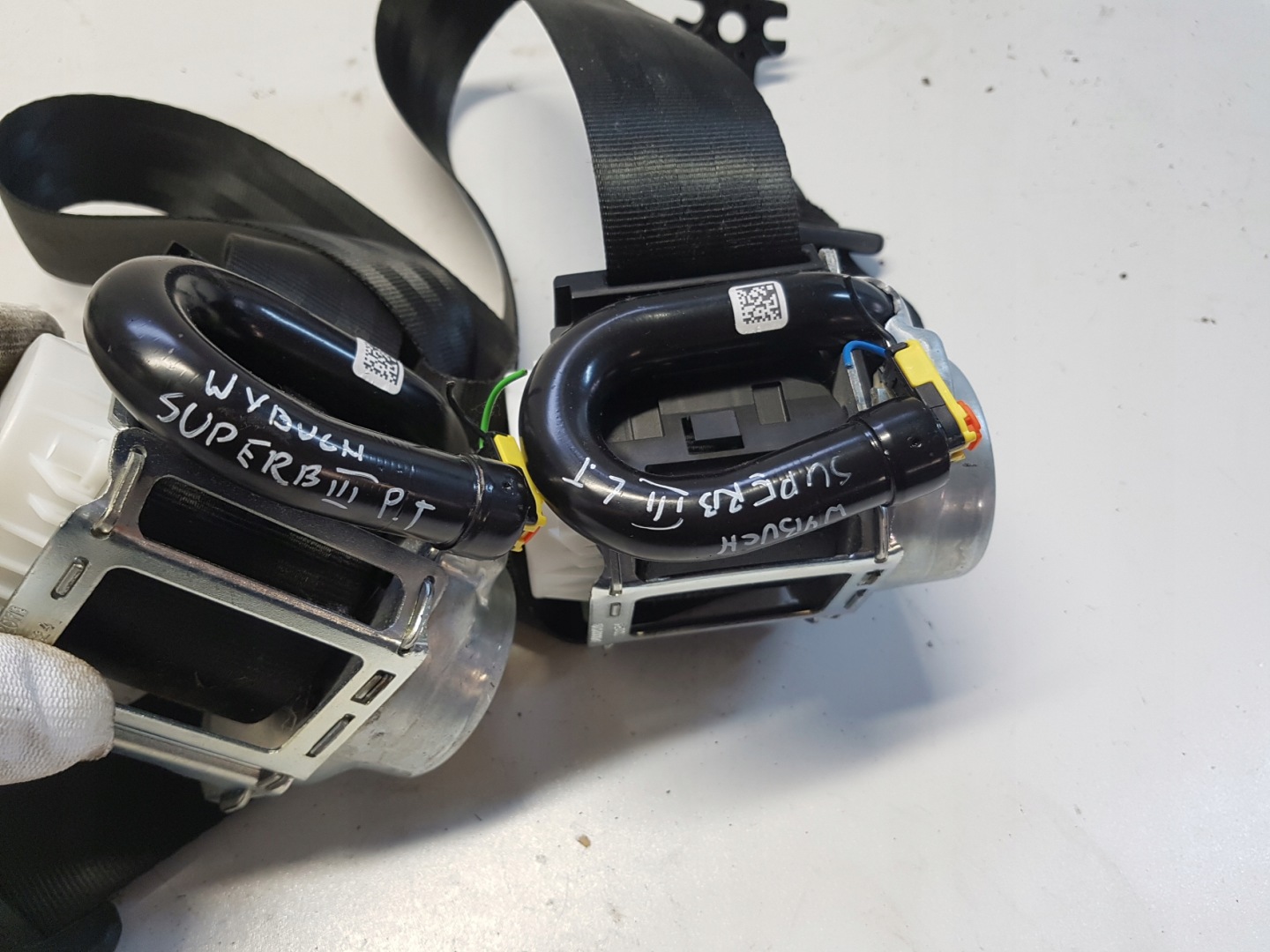SUPERB III 3V Gurten Sicherheits links rechts heck