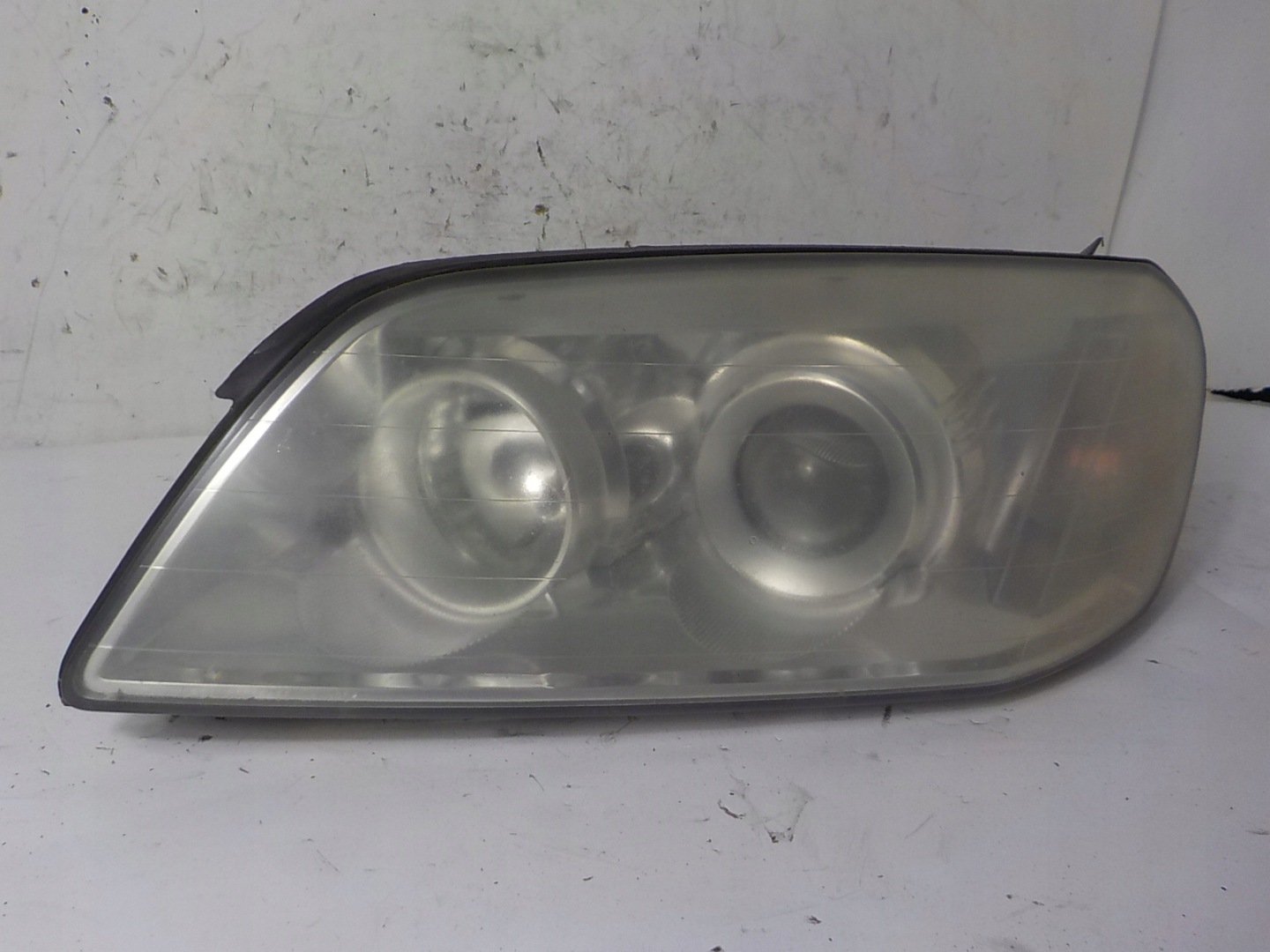 CHEVROLET CAPTIVA light left front front UK