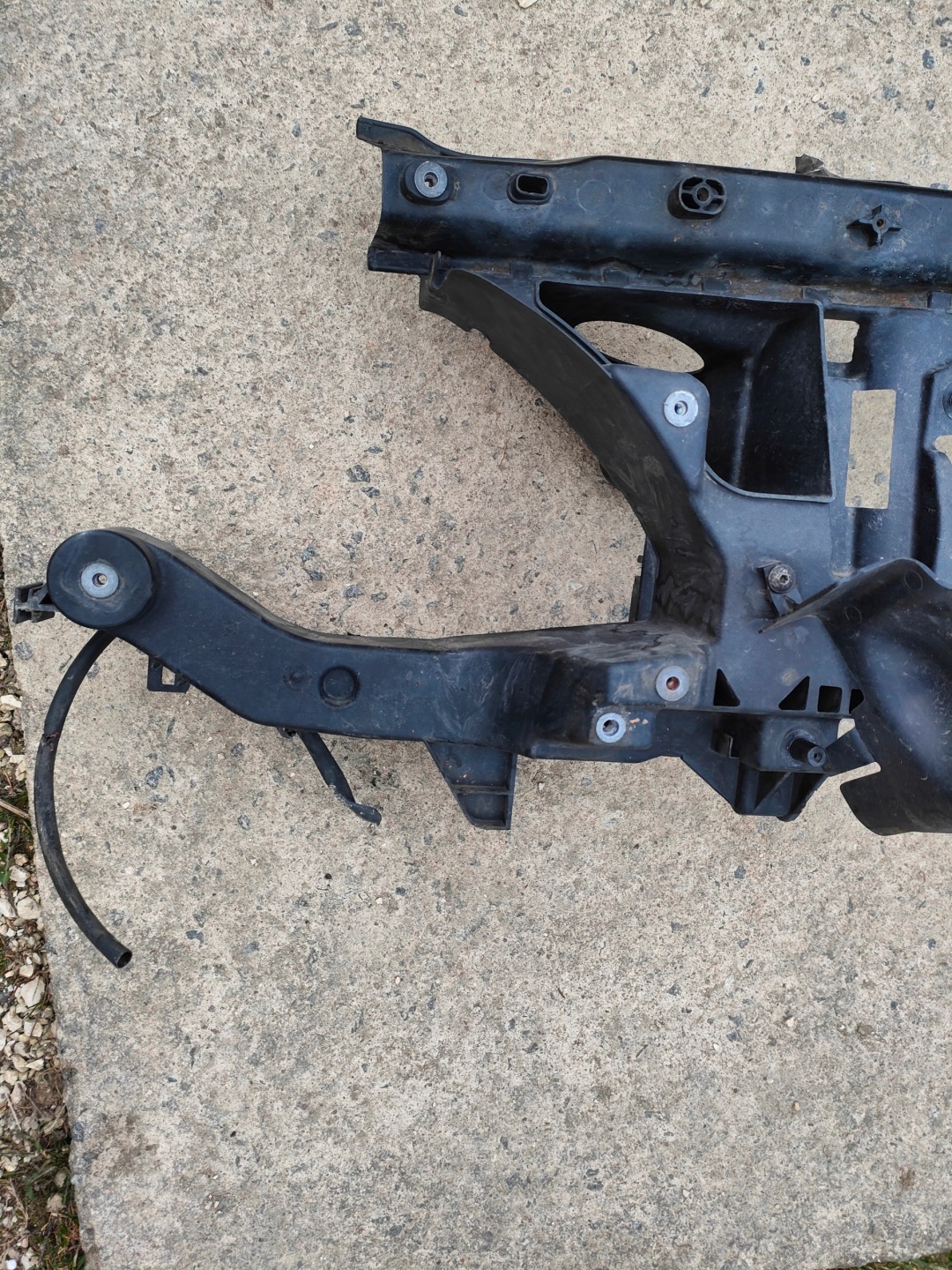 MERCEDES VITO 2 II W639 support panel for radiators front pillar A6395843238