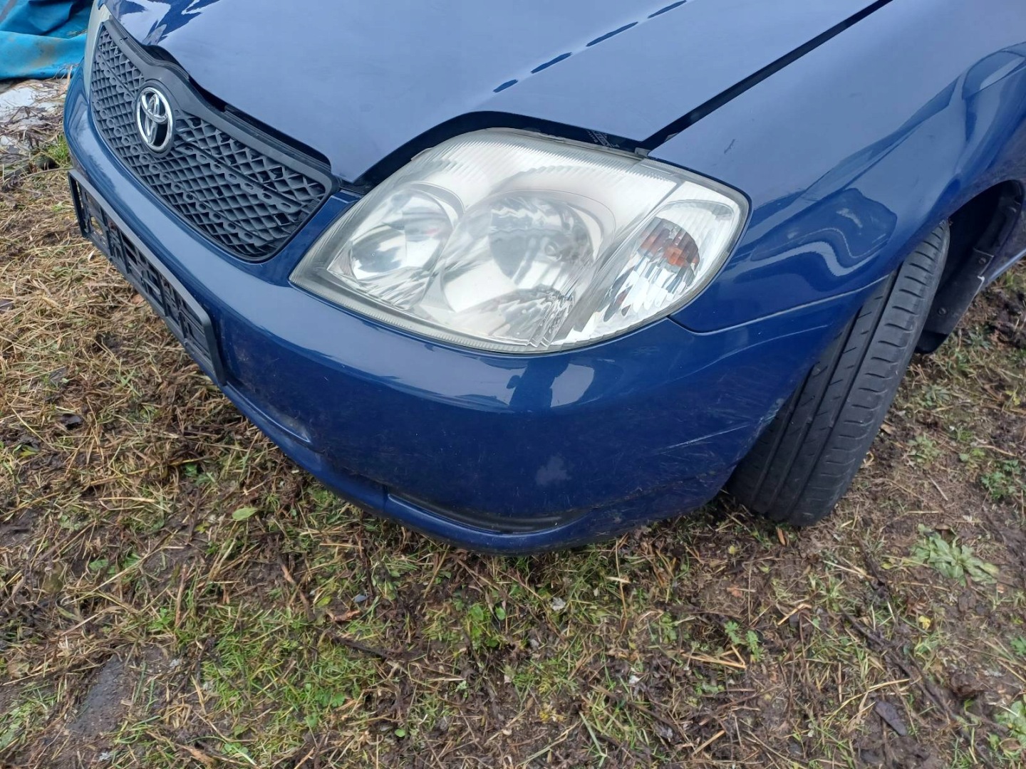 complete front bonnet bumper light fender TOYOTA COROLLA E12 8Q4