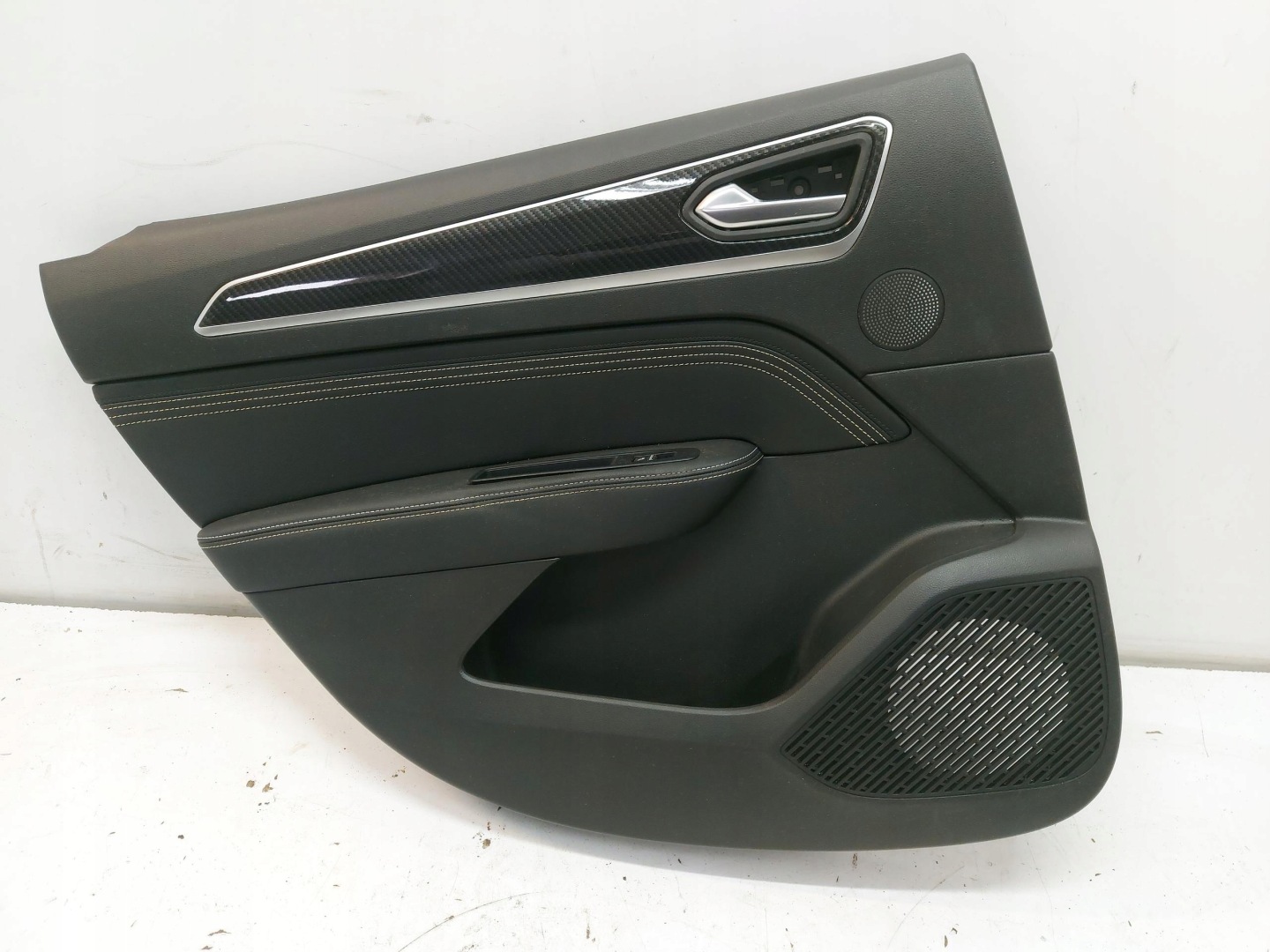 Renault Arkana, RS-Line upholstery side door left rear part