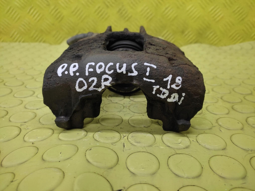 FORD FOCUS MK1 1.8 TDDI caliper right front
