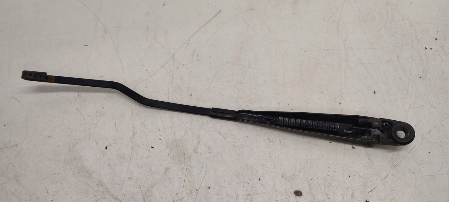 wiper arm right Mercedes W140 3,2