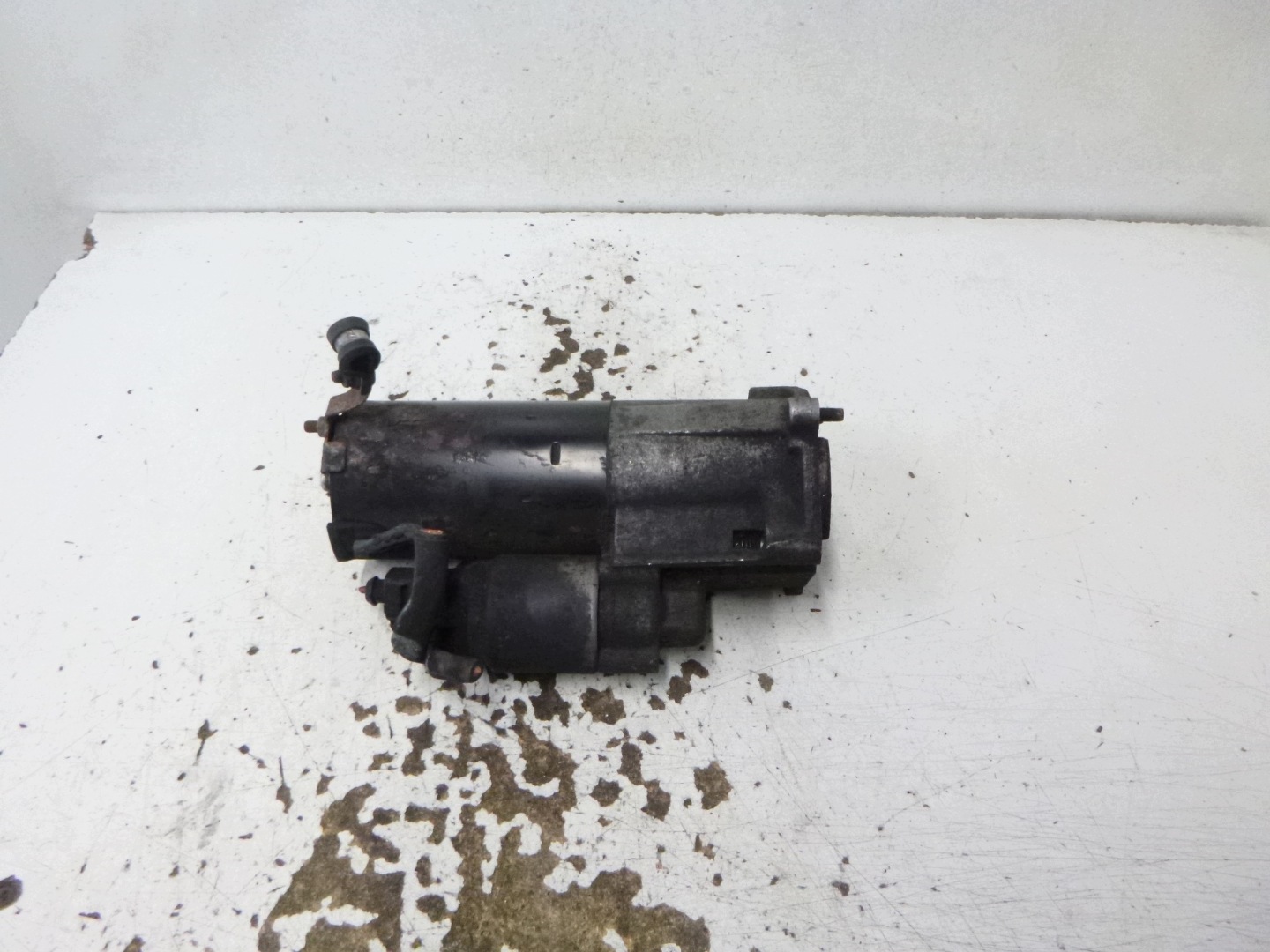 starter AUDI A4 B7 KOMBI 2.0 TDI BOSCH 2007r.