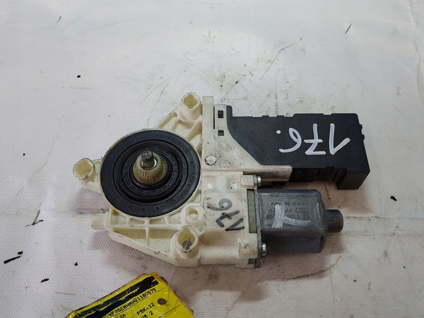 engine lifting windows PEUGEOT 407 1137328125 left front