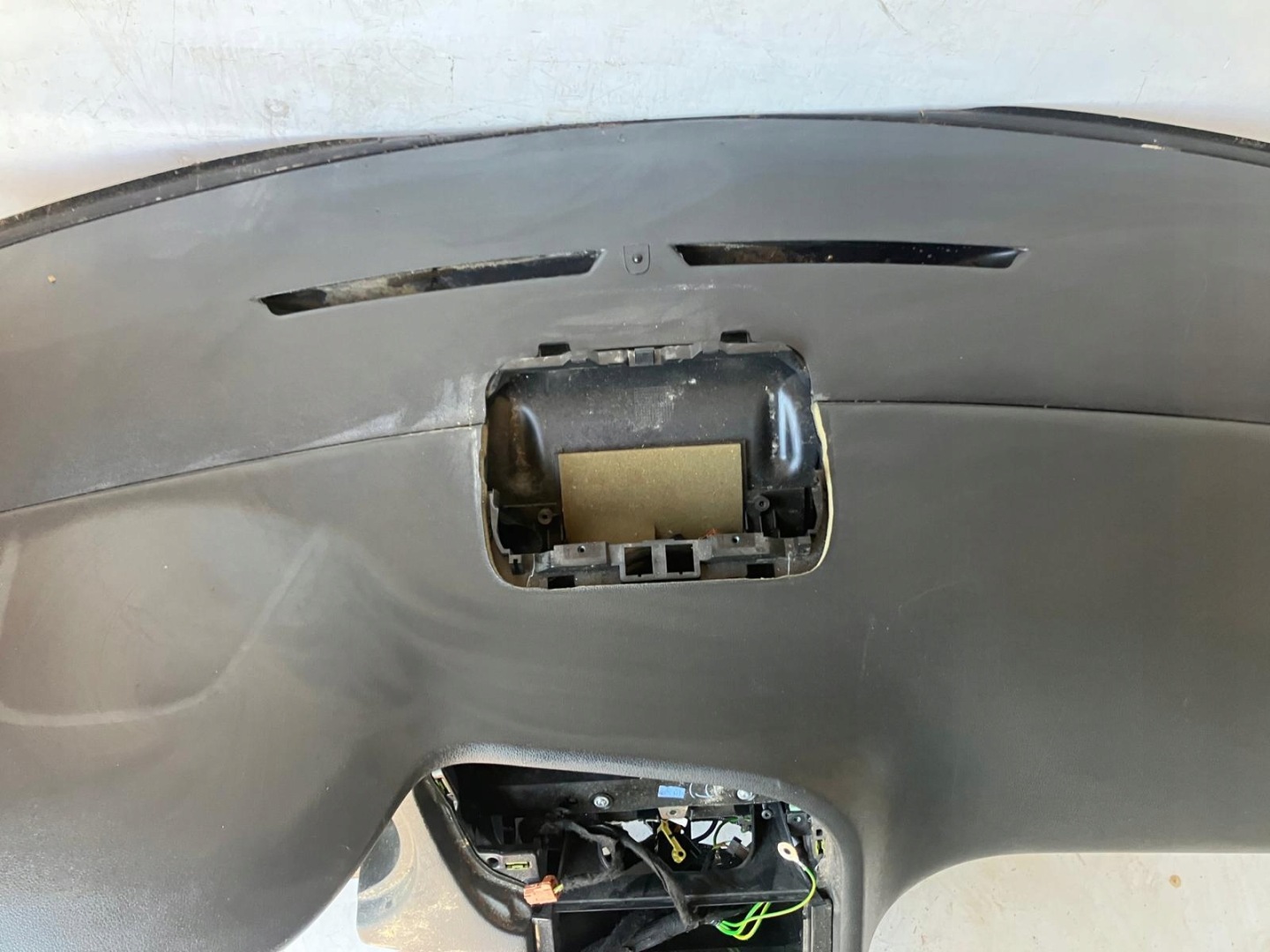 Console Airbag passager PEUGEOT 5008 et NAVI