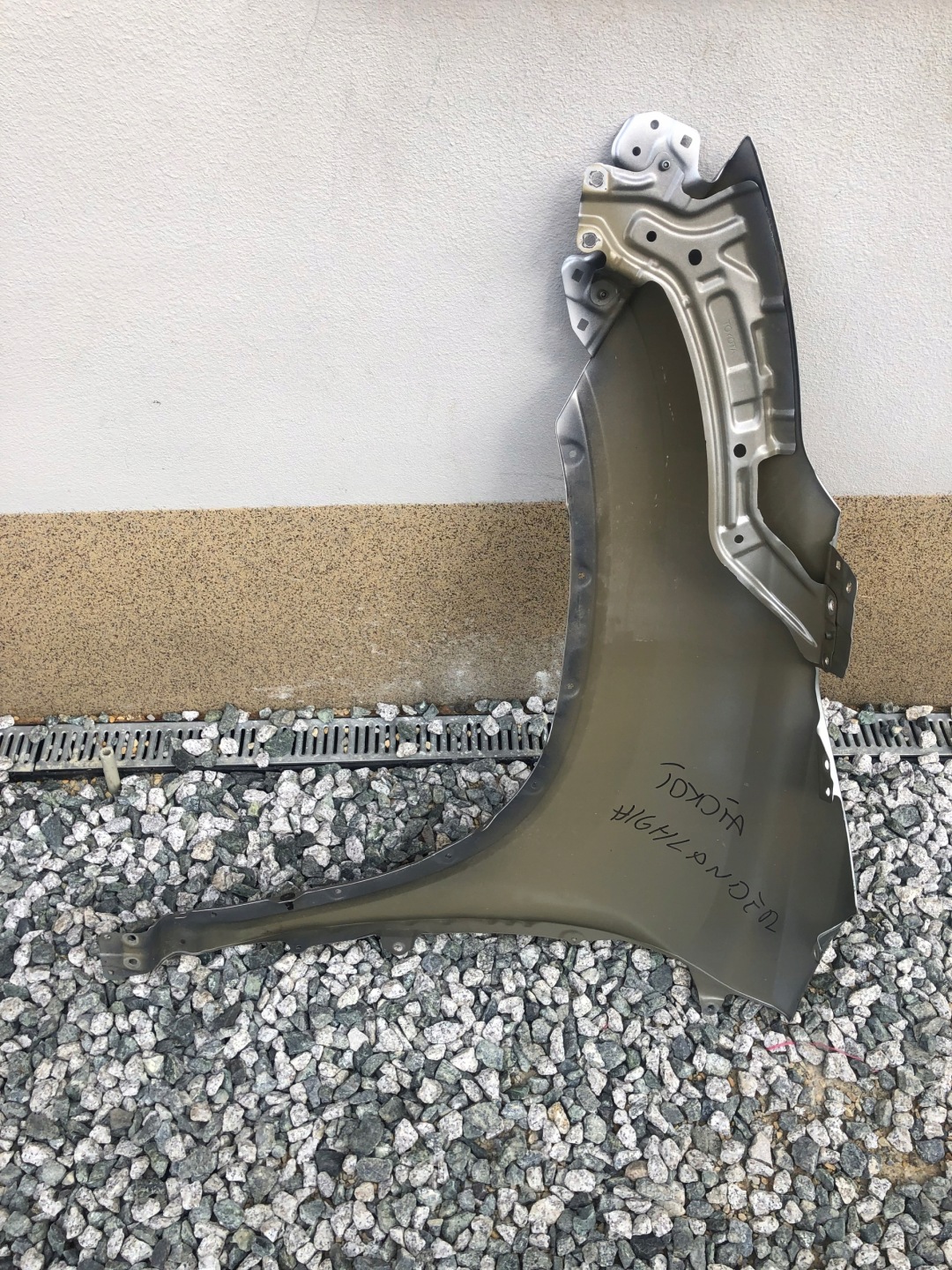 fender front right TOYOTA HIGHLANDER 2020 nr.00