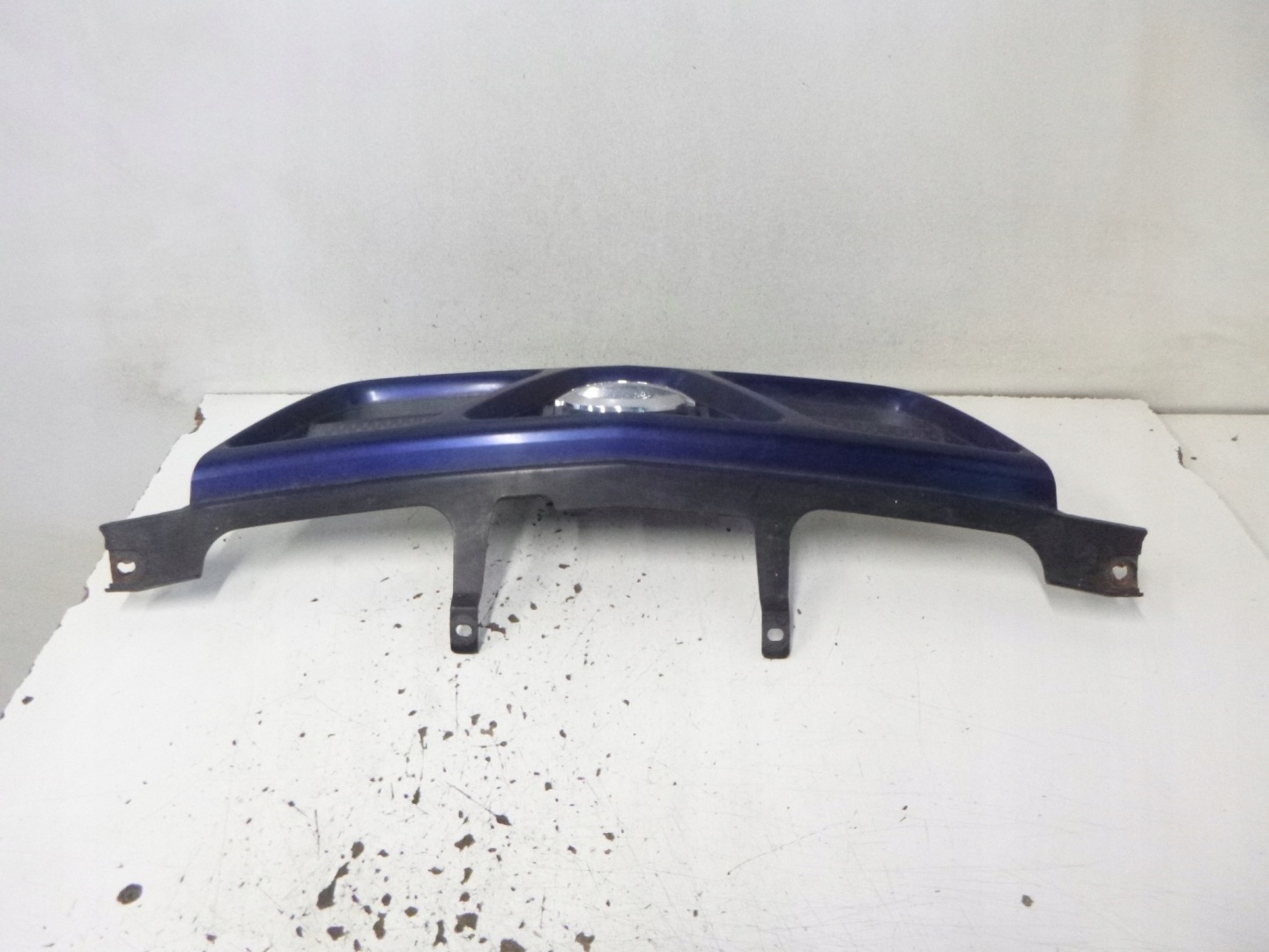 grill grille Nissan Xtrail T30 2003r.
