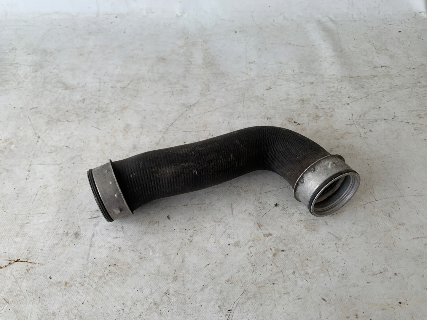 # rohr intercooler VW AUDI SEAT SKODA 1K0145834G