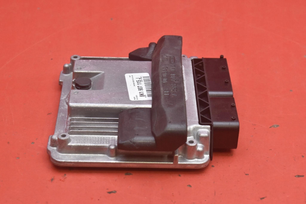 control unit computer of the engine 8K1907115J AUDI A4 B8 1.8 TFSI 160KM 07-11