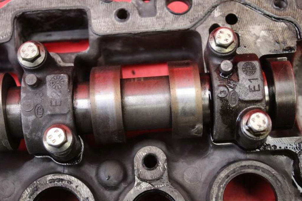 Abdeckung der Ventile Gehäuse 9644994880 MAZDA 3 1 und BK 1.6 CITD 109 KM 03-06