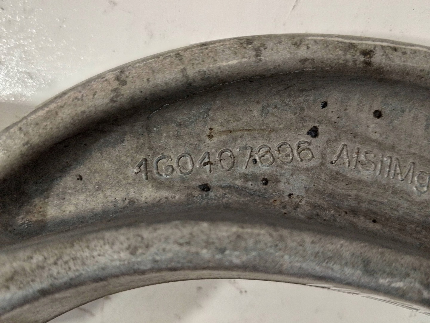 Porsche Macan (95B) Audi A6 C7 arm front right 4G0407696 (Q516)