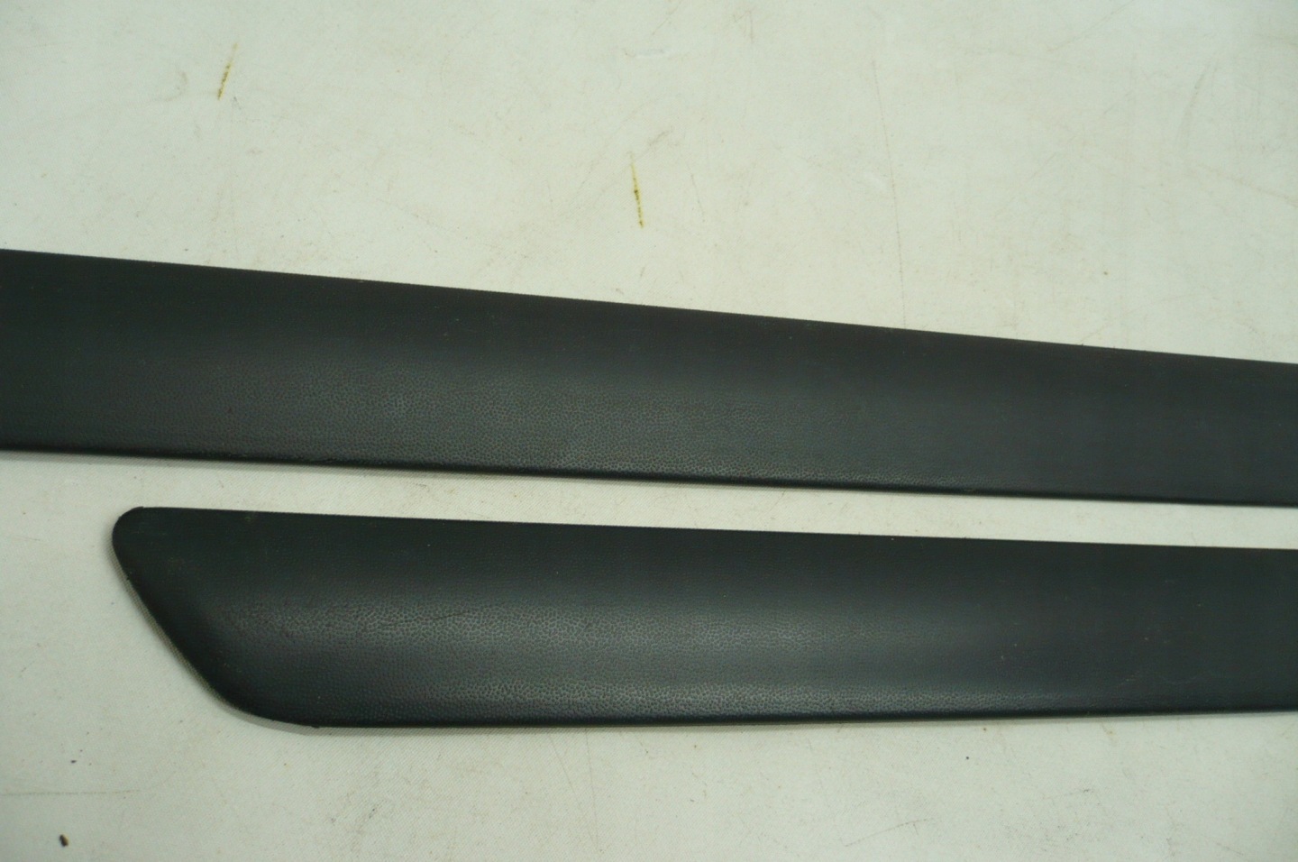 SKODA OCTAVIA II 2 moulding door right front + rear part 2004-08 ROK
