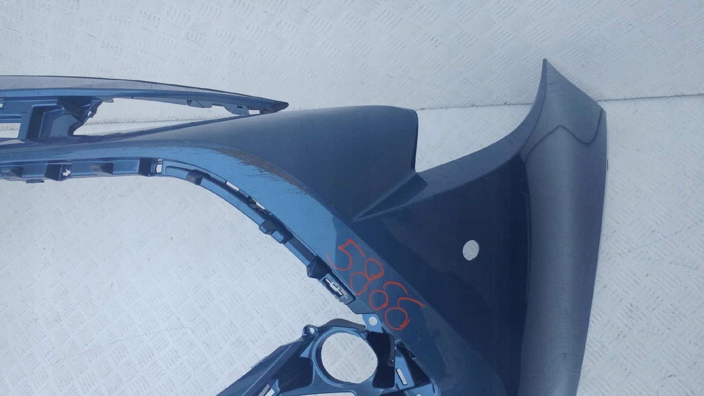 Toyota Corolla 18- bumper front przedn new MODEL