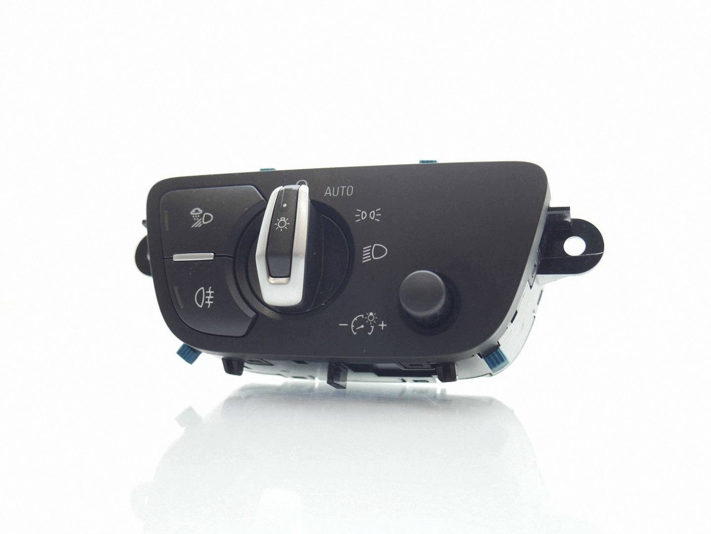 bouton interrupteur feux AUDI Q7 4M 4M0941531AN