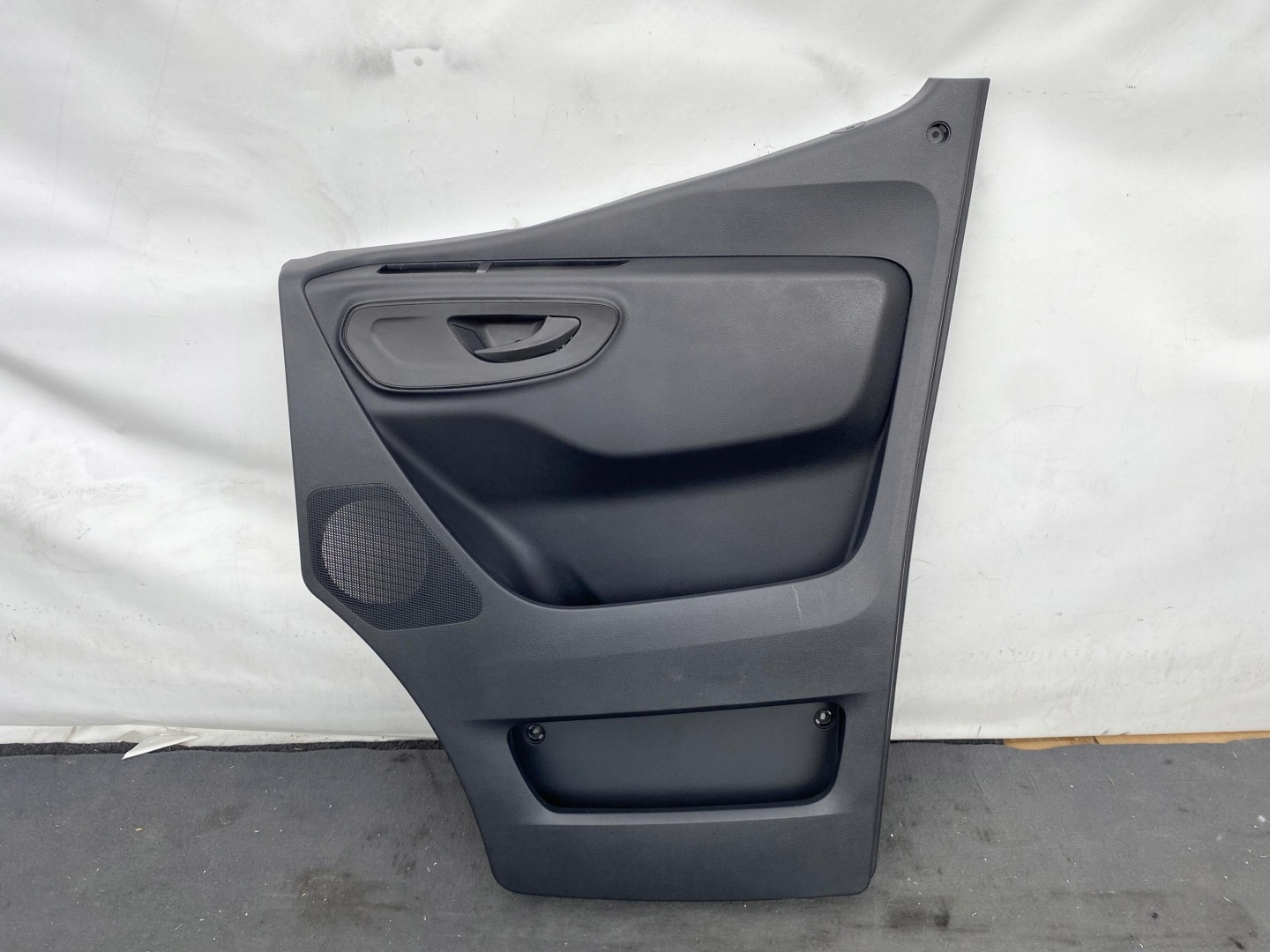 SPRINTER 907 910 17- side door PRZEDNICH right original A9077272300