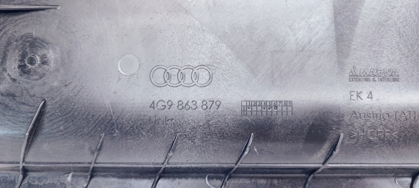 boot upholstery AUDI A6 C7 4G9863879